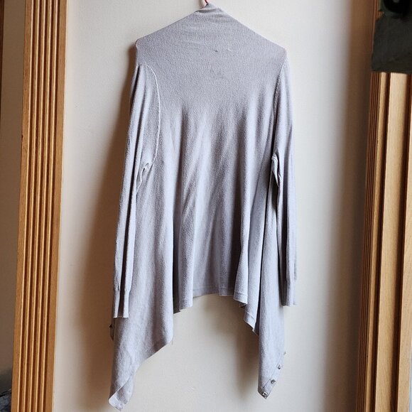 Vila Milano Light Gray Studded Angled Cardigan Size Small - Picture 16 of 16